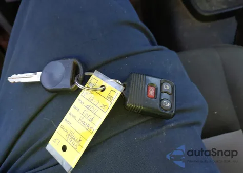 2011 Ford Ranger Sport z USA, uszkodzony, nr VIN 1FTKR1EE2BPA89945